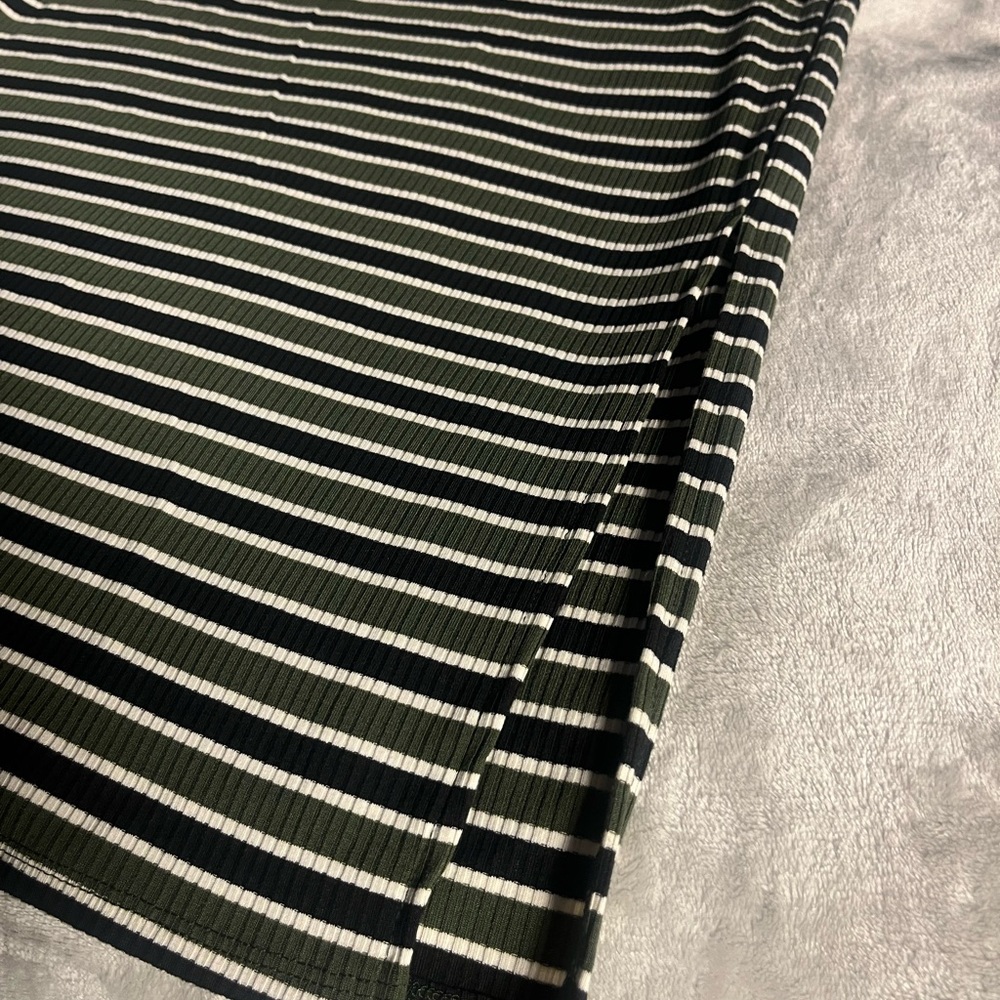 Striped Button-Up Top - Picture 3 of 5